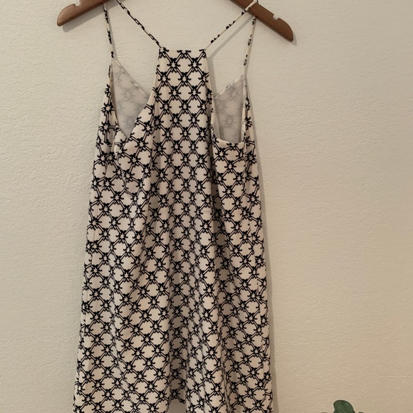 Pim + Larkin -- Black patterned dress - Picture 2 of 5